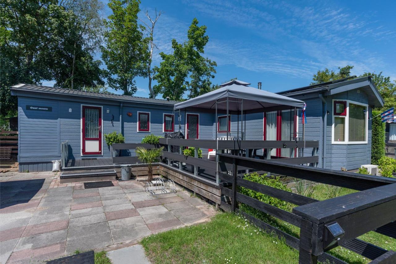 Groot Hoek Chalet Met Airco ,Wasmachine, Vaatwasser,Droger En Luxe Keuken En Zwembad Op Camping! Immer Besser! Rijs Extérieur photo
