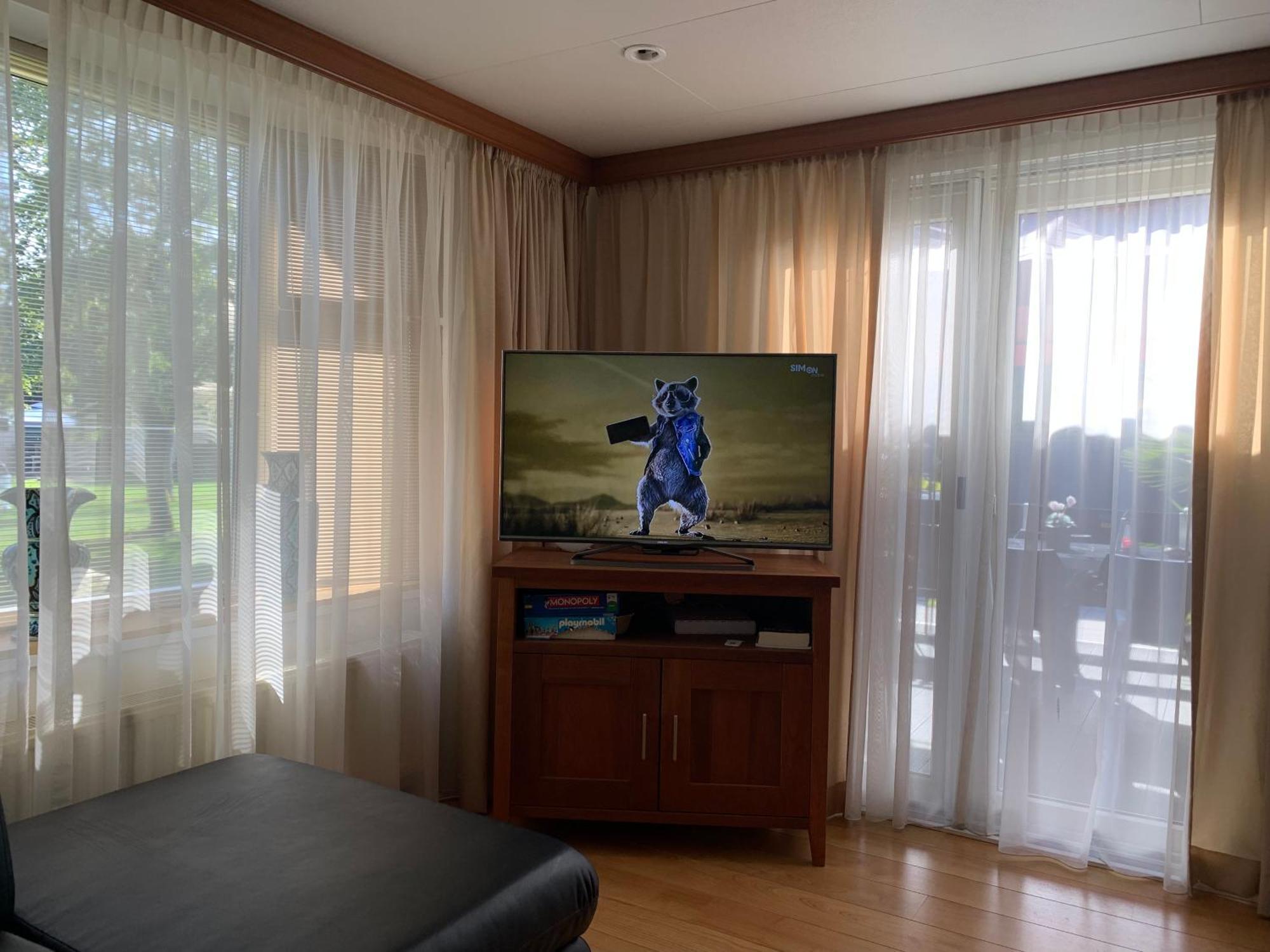 Groot Hoek Chalet Met Airco ,Wasmachine, Vaatwasser,Droger En Luxe Keuken En Zwembad Op Camping! Immer Besser! Rijs Extérieur photo
